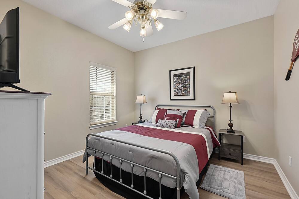 Photo of Bedroom in Southwood Valley