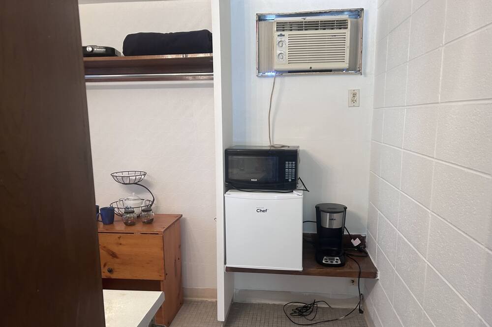 Photo of Kitchen in Downtown Niagara Falls