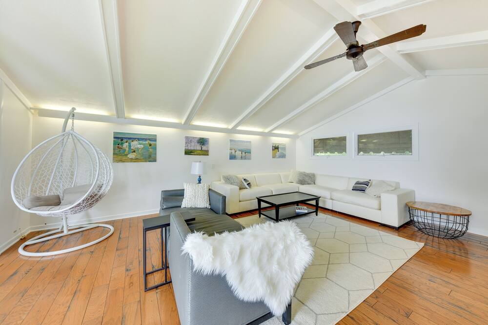 Photo of Bedroom in Grayslake
