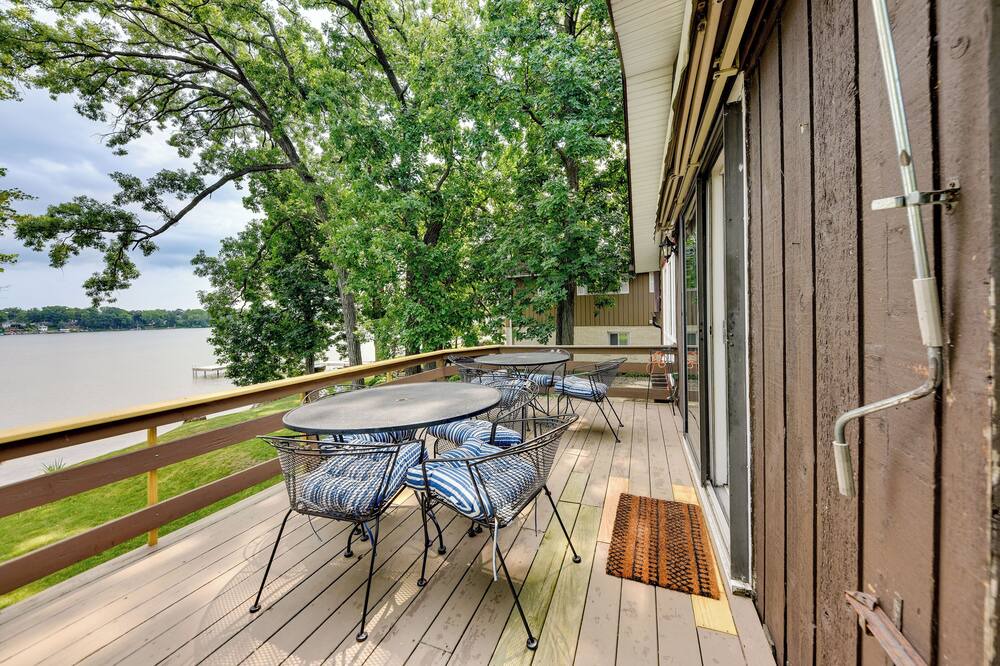 Photo of Outdoor in Grayslake