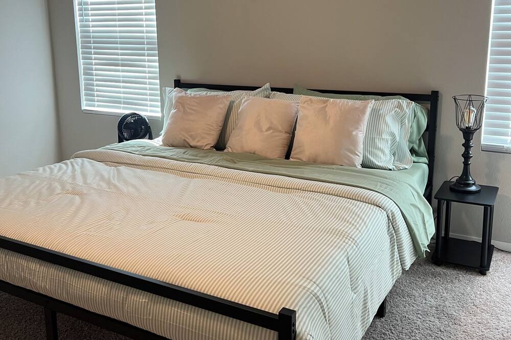 Photo of Bedroom in Collinsville