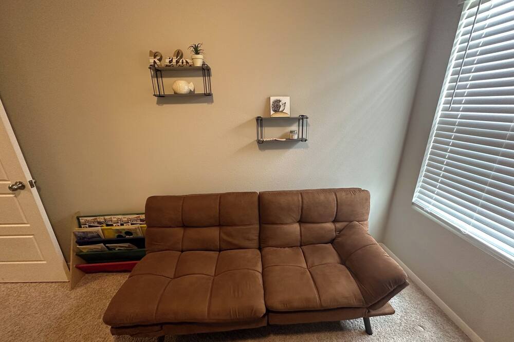 Photo of Livingroom in Collinsville
