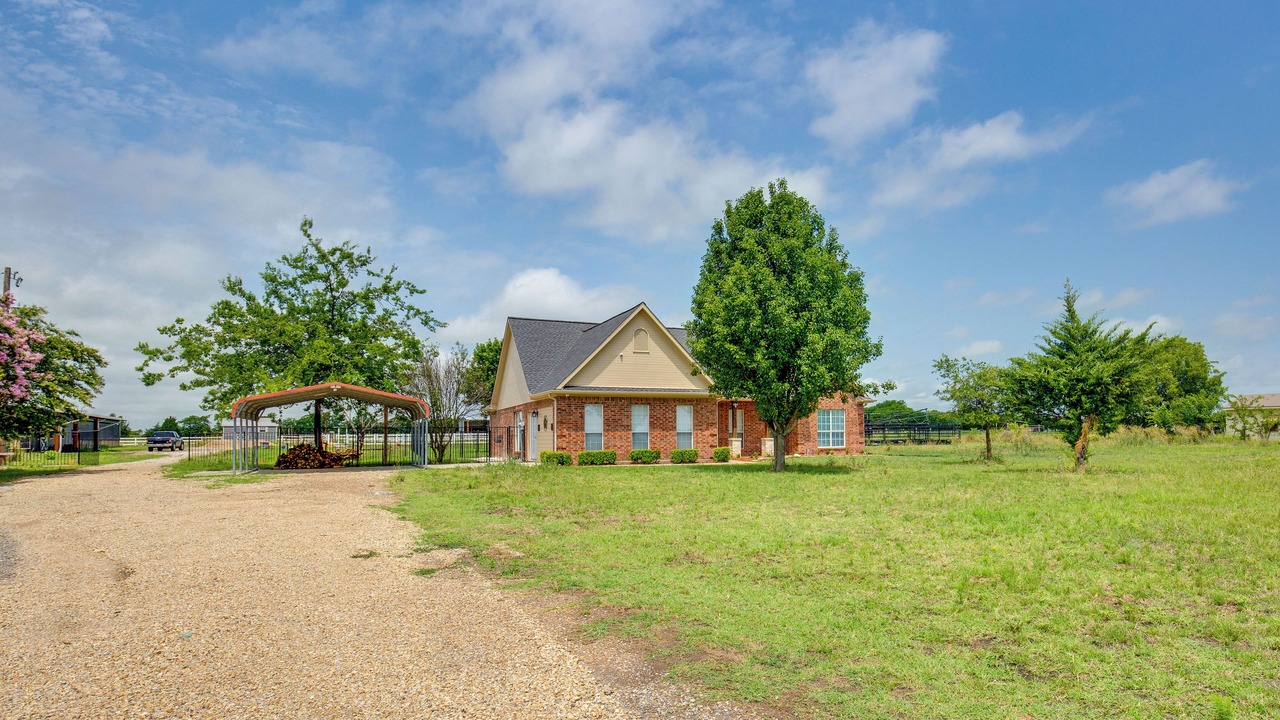 Photo of Outdoor in Van Alstyne