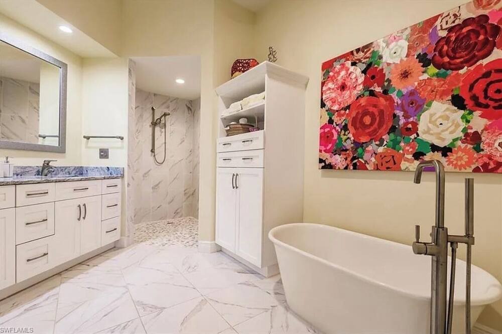 Photo of Bathroom in Bonita Springs