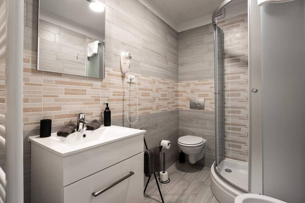 Photo of Bathroom in Gondolici