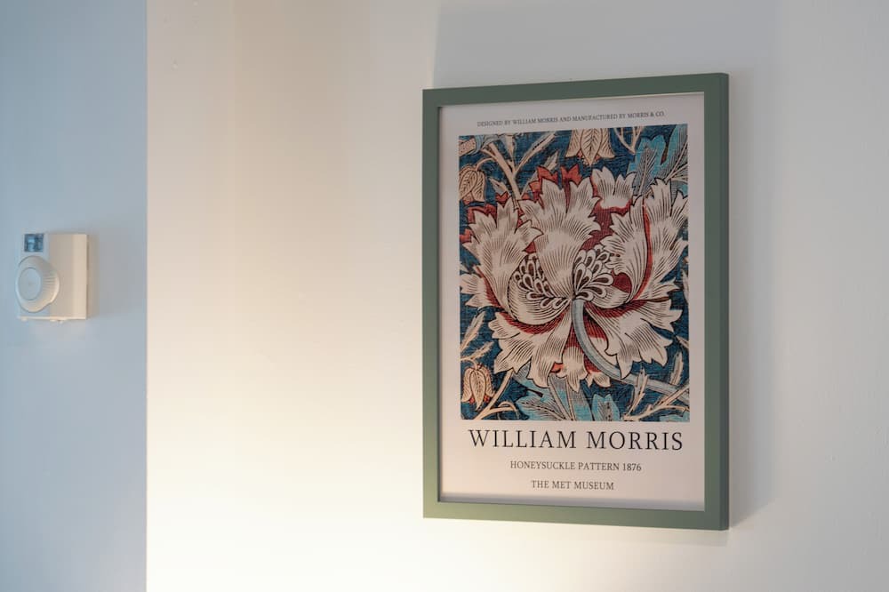 Photo of Others in Five Oak Green