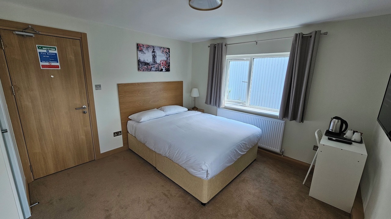 Photo of Bedroom in Park Royal