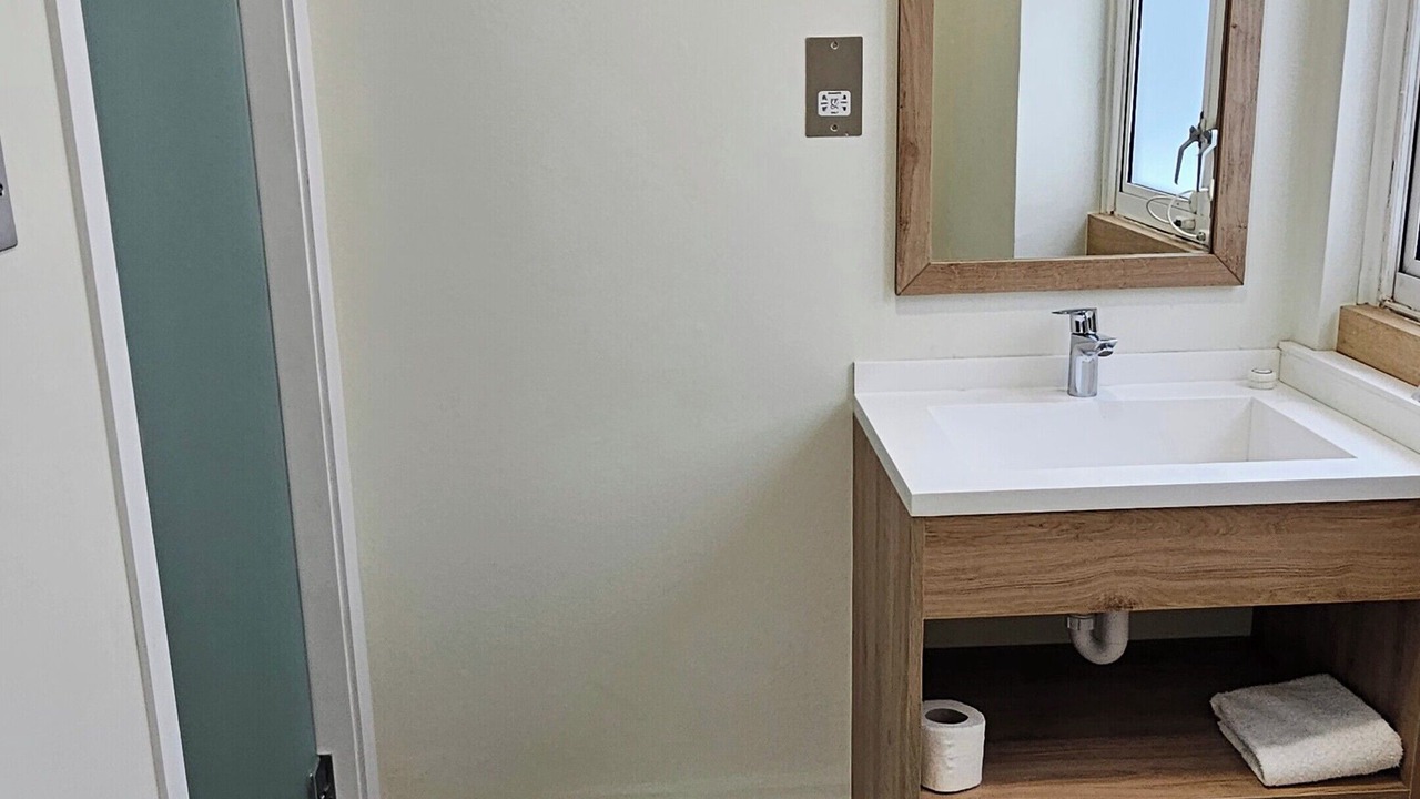 Photo of Bathroom in Park Royal