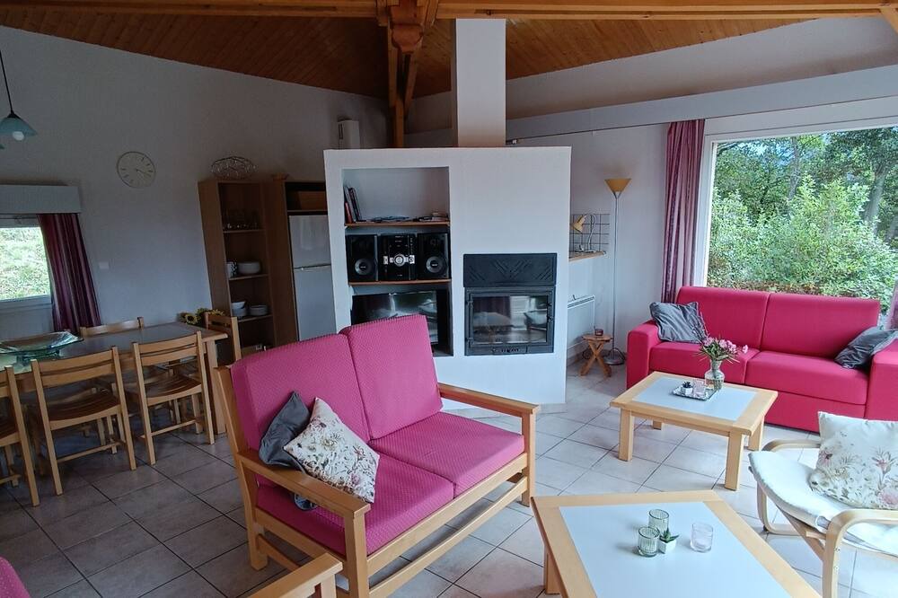Photo of Livingroom in Quillan