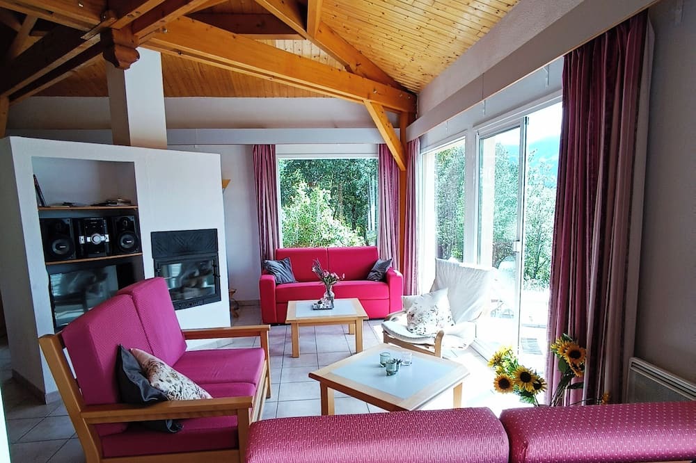 Photo of Bedroom in Quillan