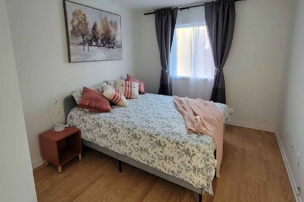 Photo of Bedroom in Chateauguay