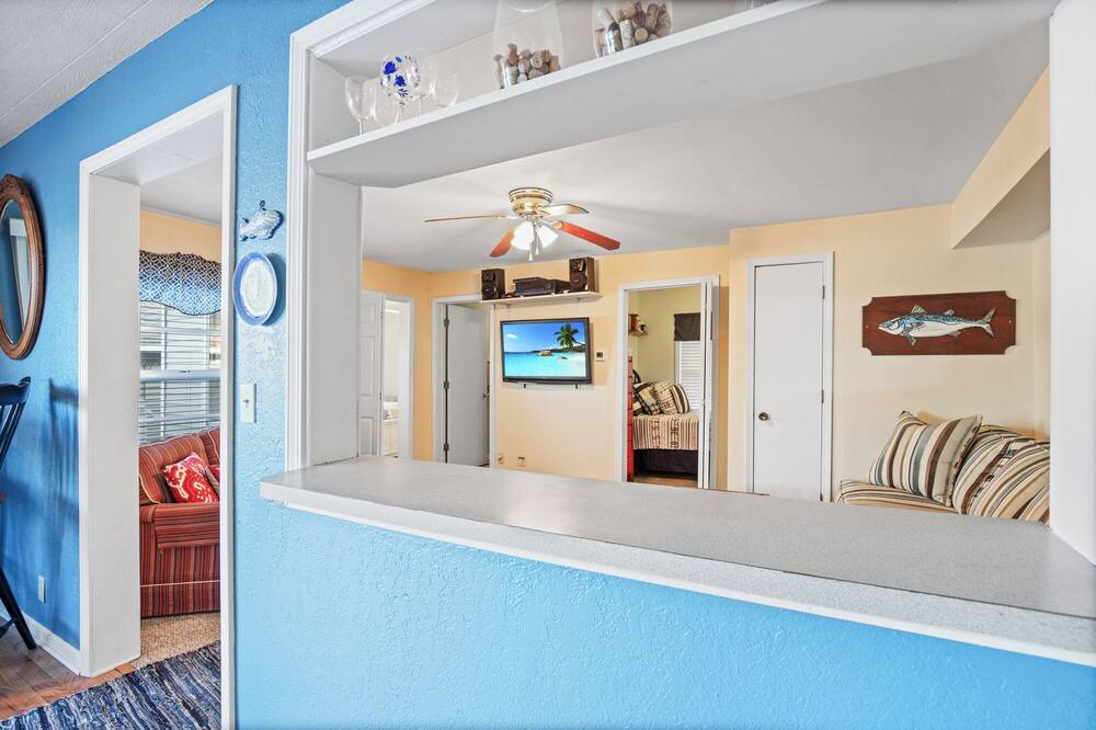 Photo of Bedroom in Roach