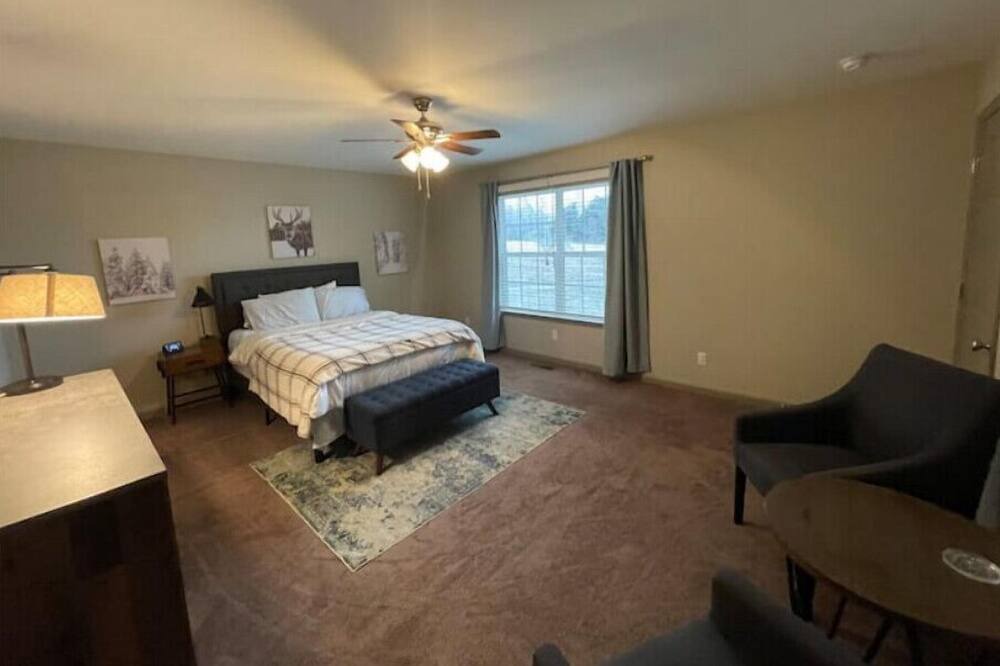 Photo of Bedroom in McEwen