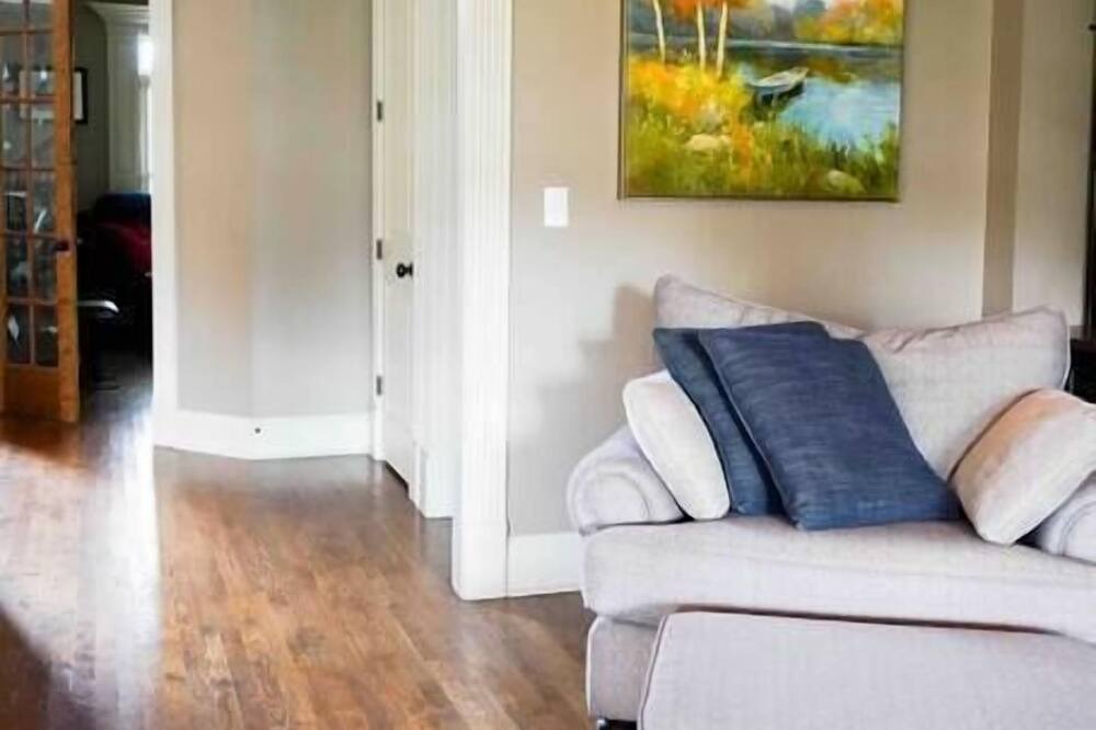 Photo of Livingroom in Belle Mina