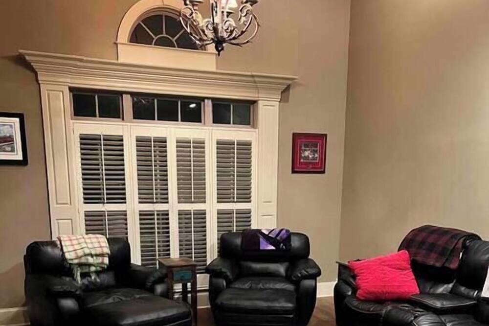 Photo of Bedroom in Belle Mina