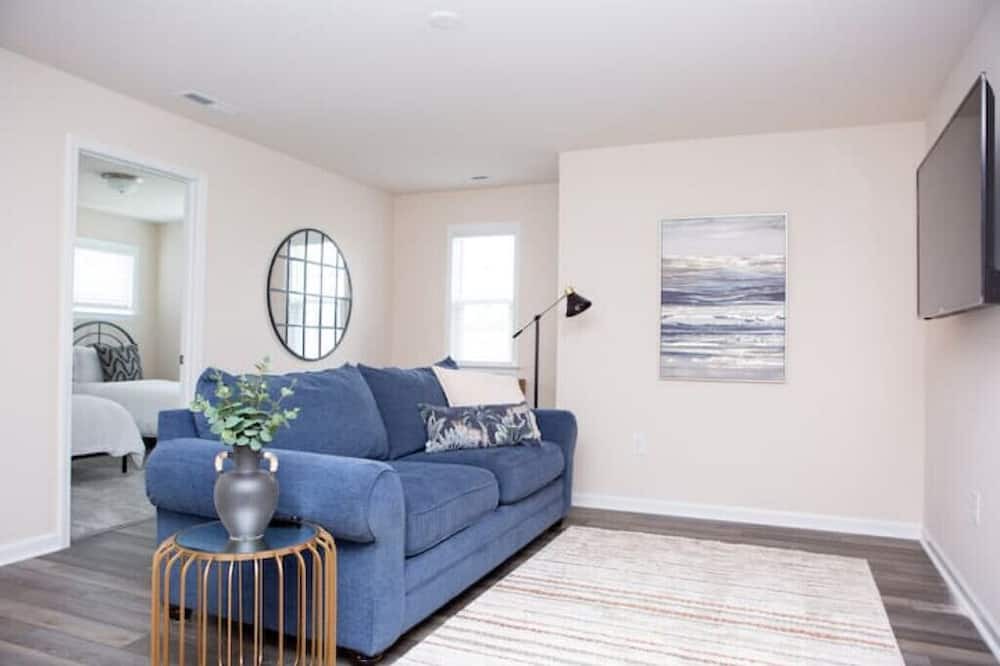 Photo of Livingroom in Fuquay-Varina