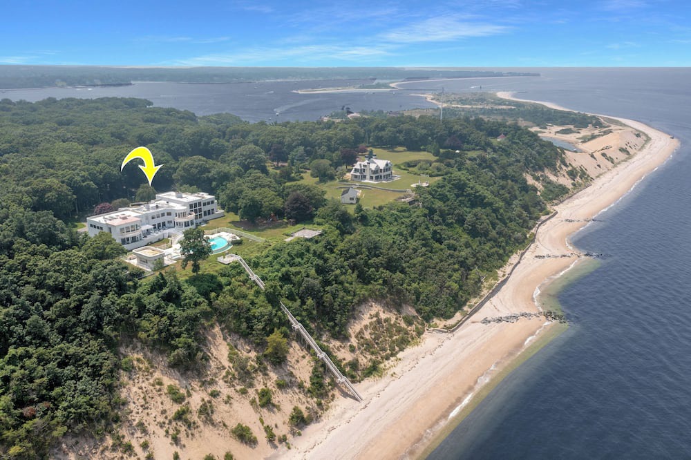 Photo of Others in Belle Terre