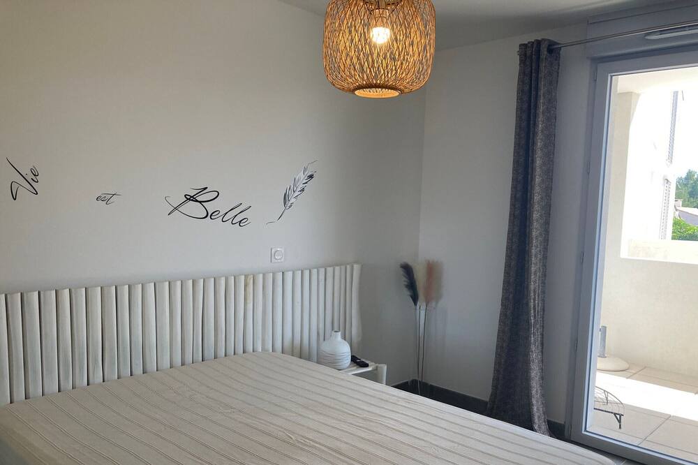 Photo of Bedroom in Aigues-Mortes