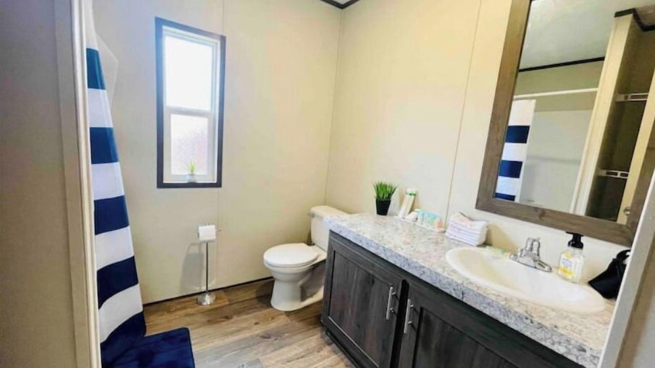 Photo of Bathroom in Cardinal Hills