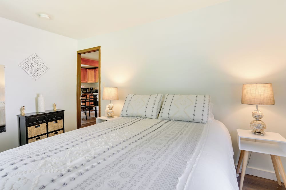 Photo of Bedroom in Cuddebackville