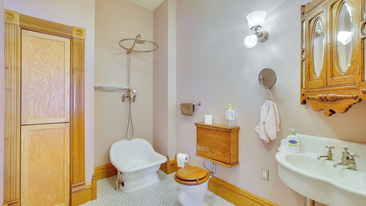 Photo of Others in Tulalip