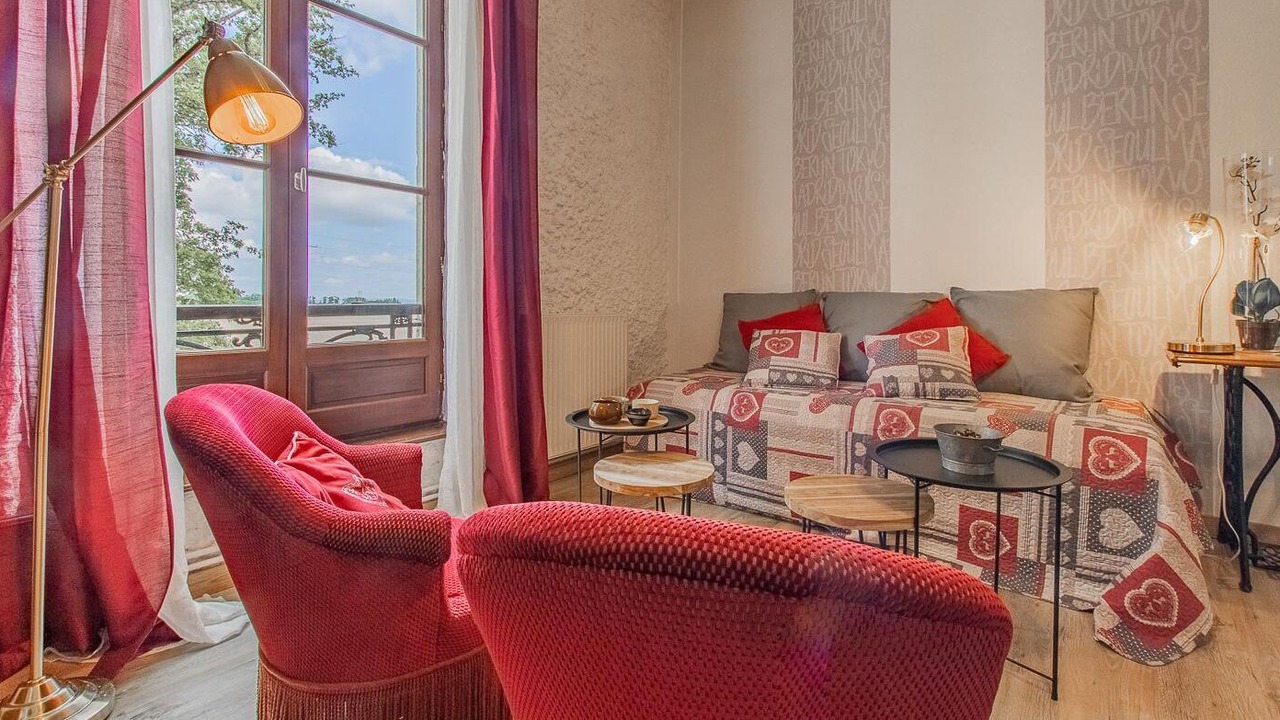 Photo of Others in Alleriot