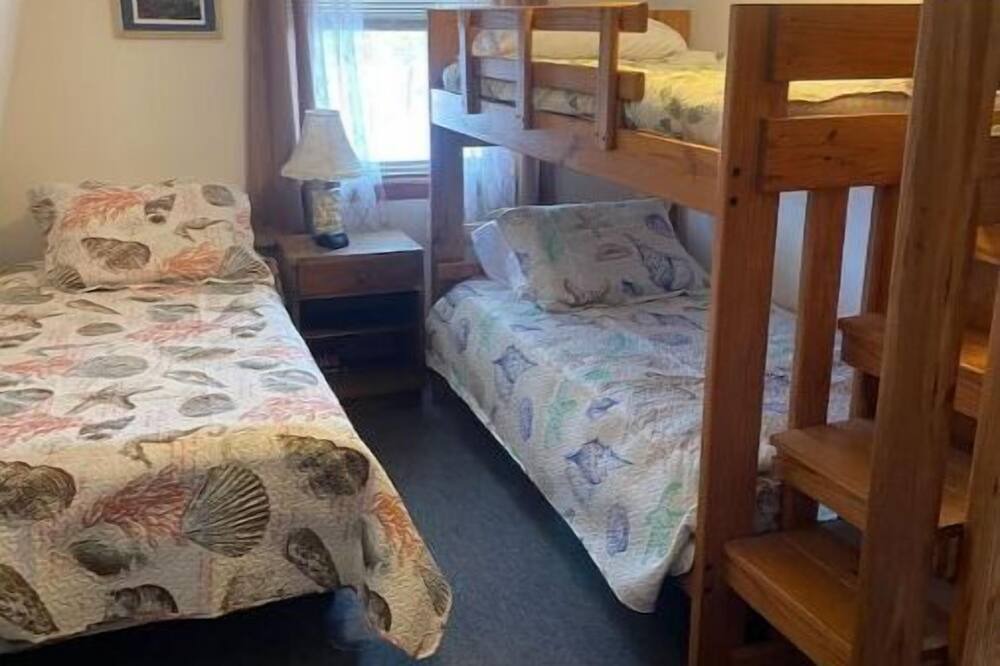 Photo of Bedroom in Windham