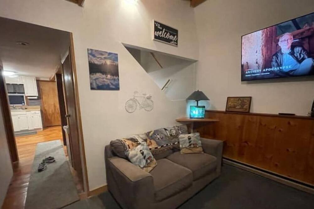 Photo of Livingroom in Windham