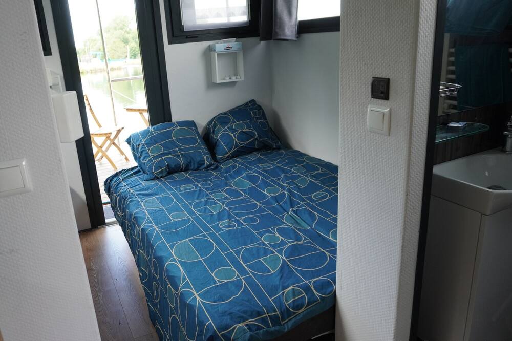 Photo of Bedroom in Thierache Sambre et Oise