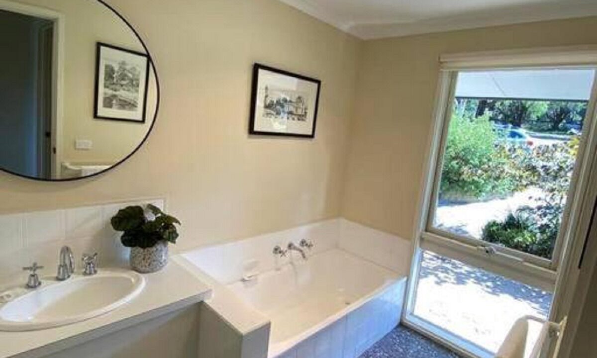 Photo of Others in Dixons Creek