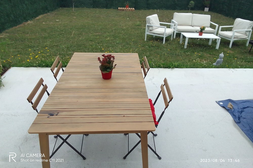 Photo of Outdoor in Aigrefeuille-sur-Maine