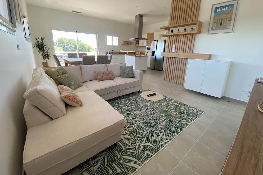 Photo of Livingroom in Rousson