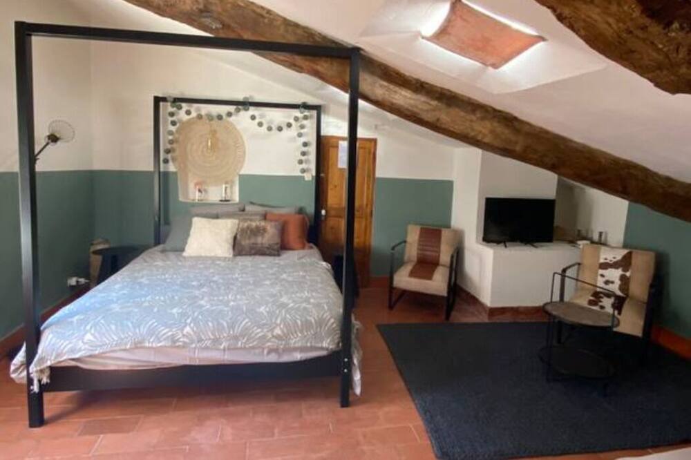Photo of Bedroom in Saint-Auban-sur-L'Ouveze