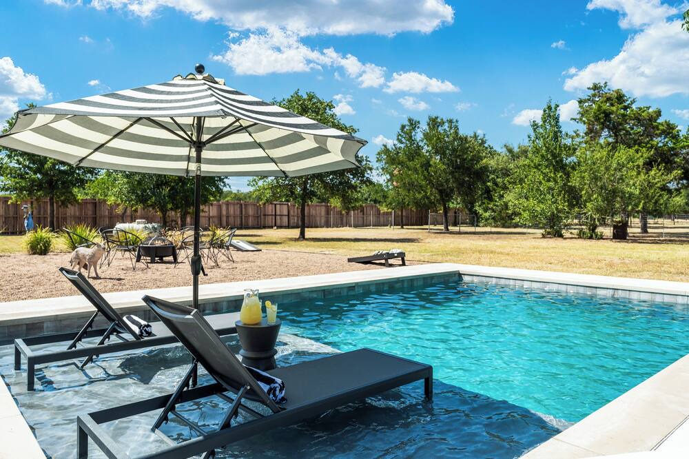 Photo of Outdoor in Manor