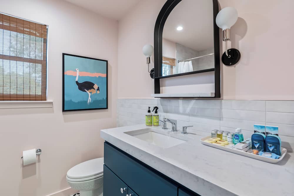 Photo of Bathroom in Manor