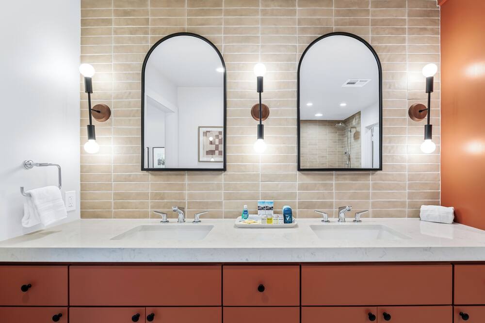 Photo of Bathroom in Manor