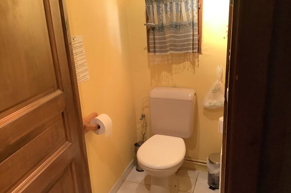 Photo of Bathroom in Cabrials