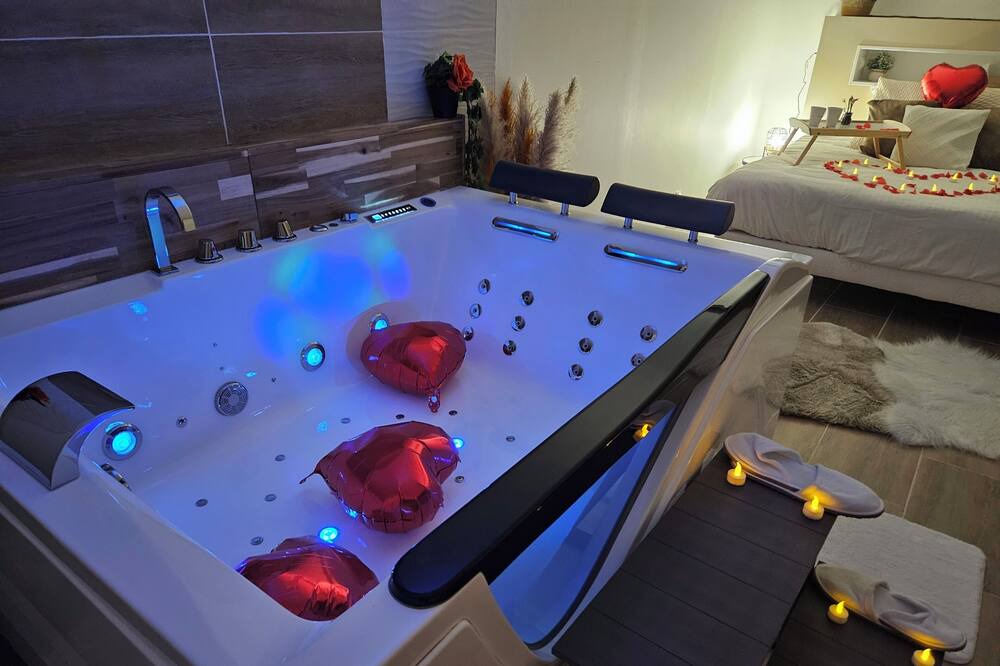Photo of Bedroom in La Bassee