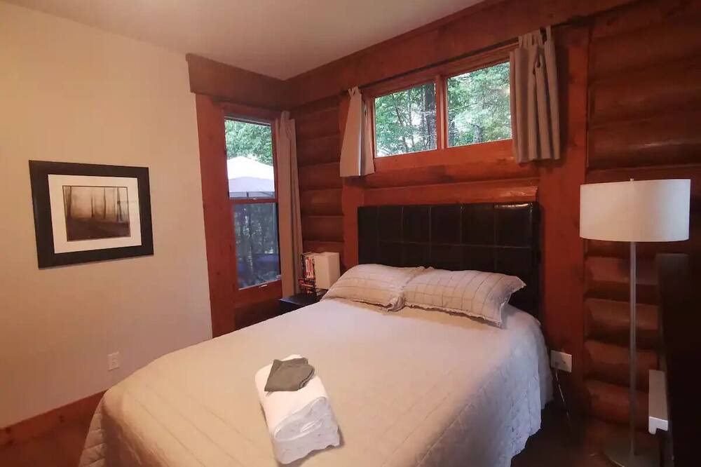 Photo of Bedroom in Lac Superieur Village