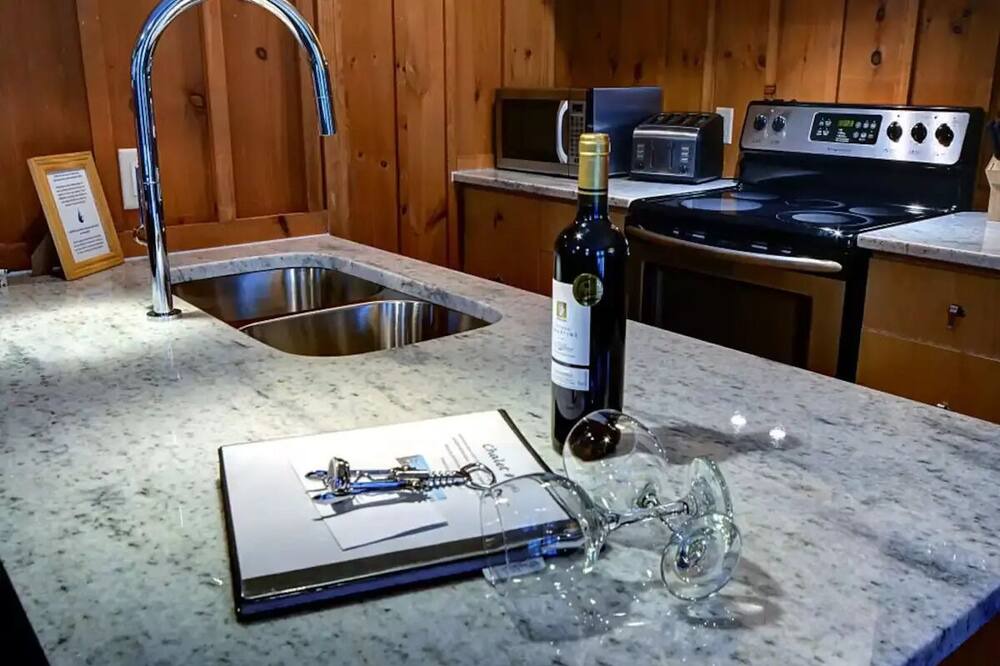 Photo of Kitchen in Lac Superieur Village