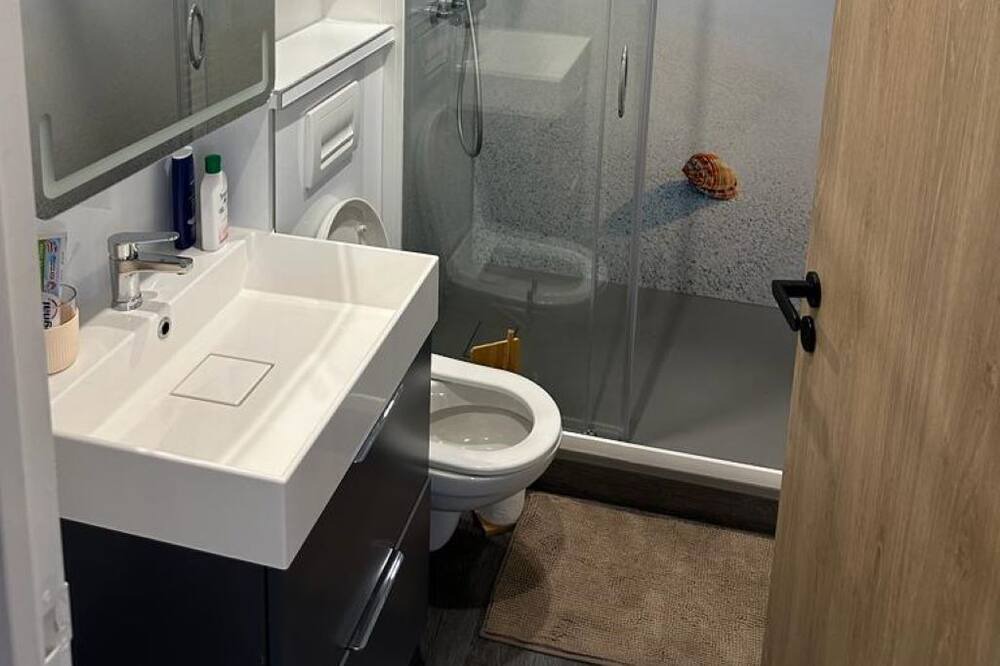 Photo of Bathroom in Quiberville