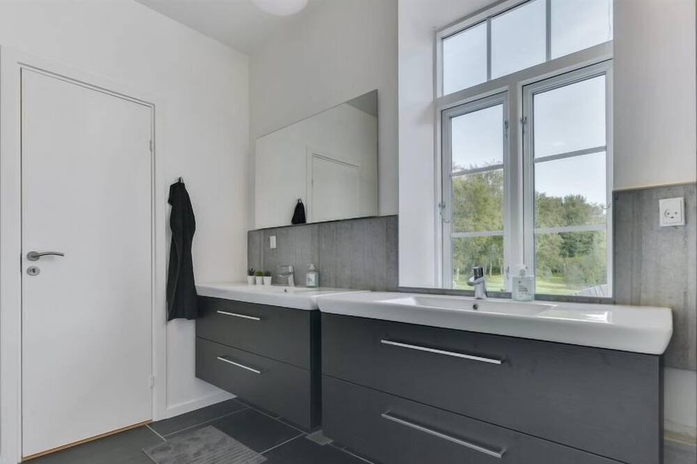 Photo of Bathroom in Skaerbaek