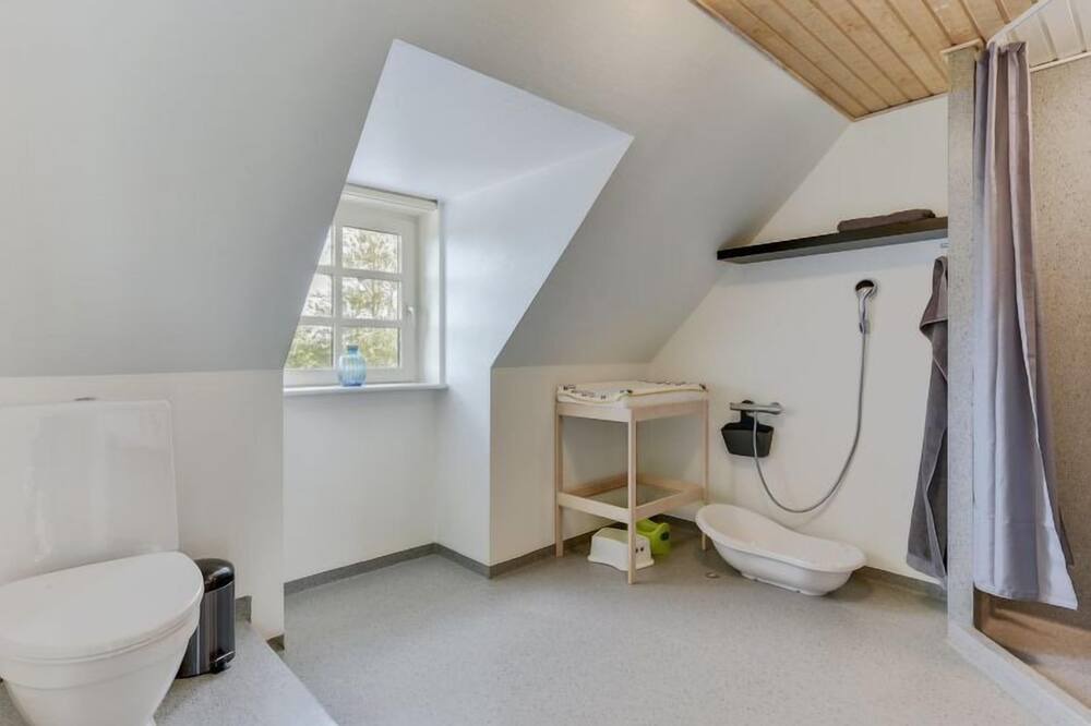 Photo of Bathroom in Skaerbaek