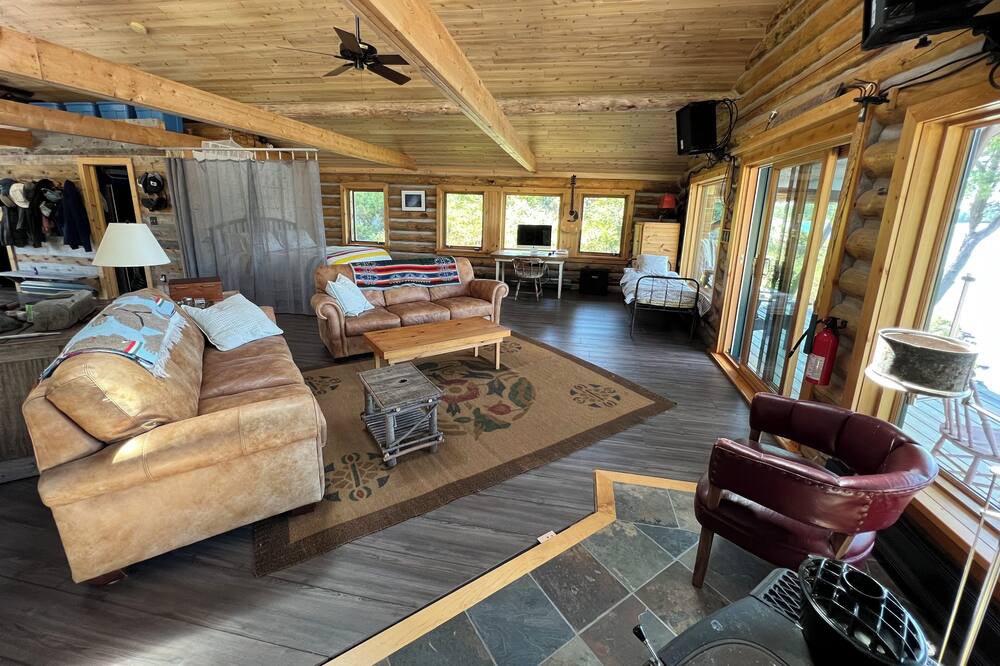 Photo of Livingroom in Willisville