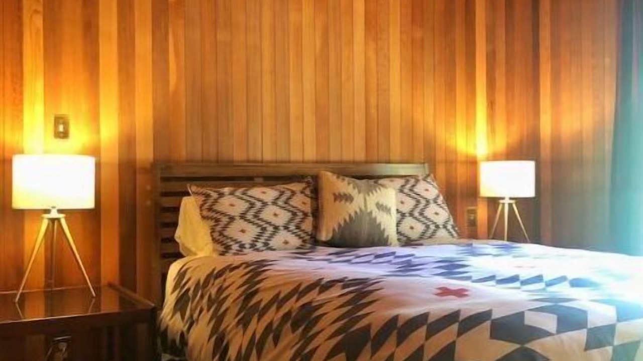 Photo of Bedroom in Arlington