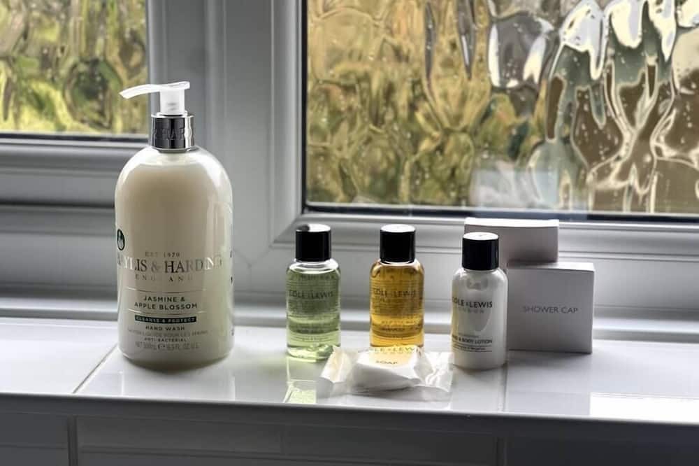 Photo of Bathroom in Oakham