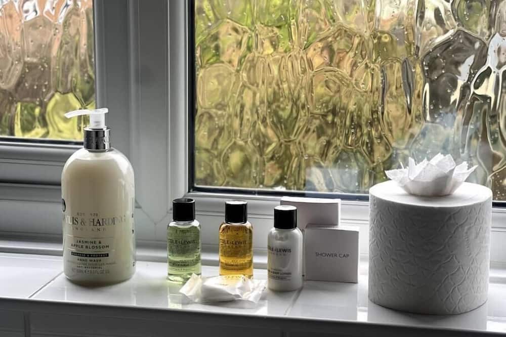 Photo of Bathroom in Oakham