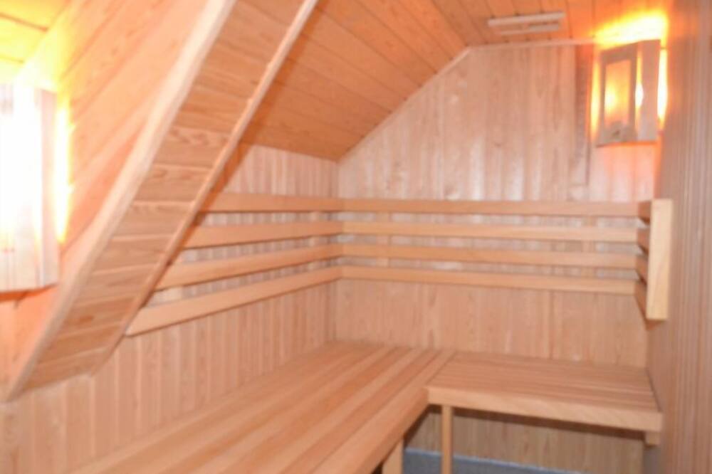 Photo of Bathroom in Emmerlev