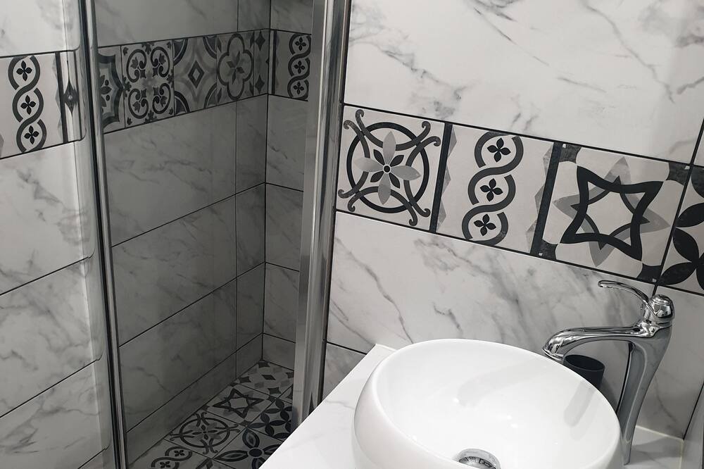 Photo of Bathroom in Bretigny-sur-Orge