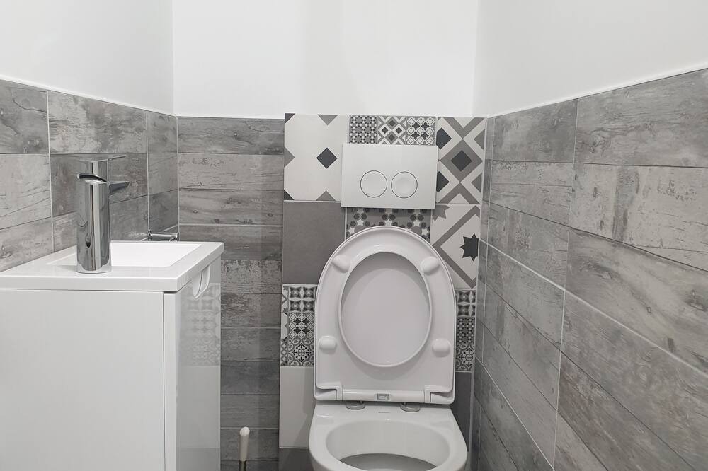 Photo of Bathroom in Bretigny-sur-Orge